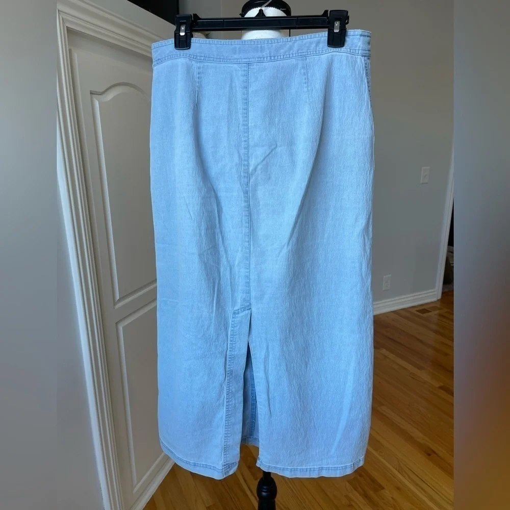 Christopher & Banks chambray denim light wash maxi prairie skirt size 10